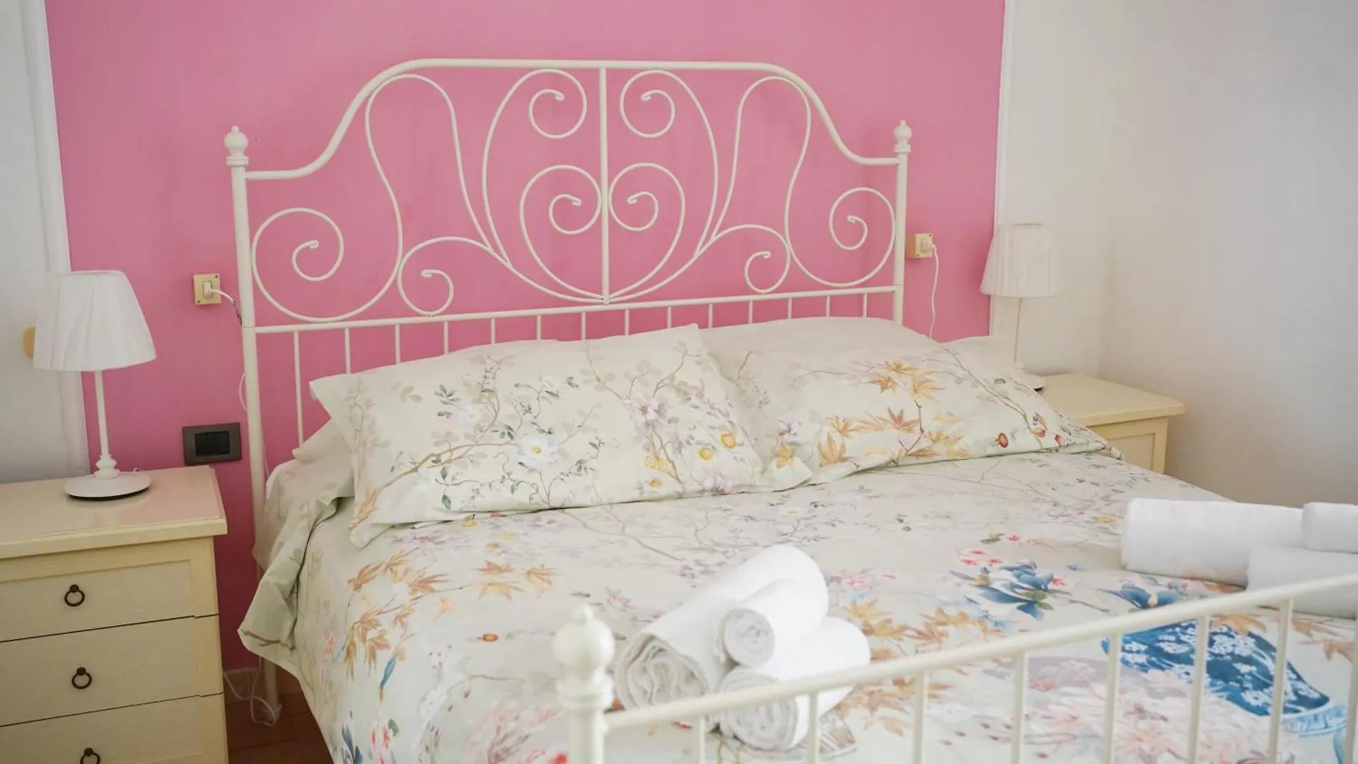 A Casa Di Mario E Nene Bed & Breakfast Viareggio