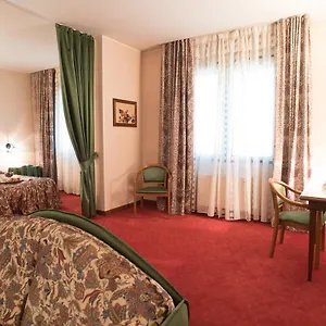 https://hotel-tessarin.hotelinveneto.com